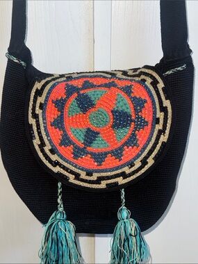 Wayuu Tribe
Wayuu tribe large Black crossbody bag multicolor jeweled